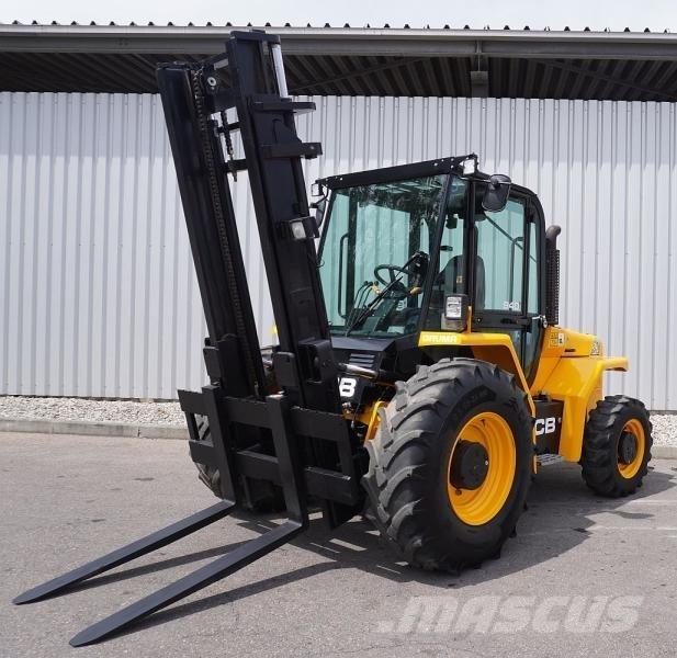 JCB 940-4 Maastikutõstukid