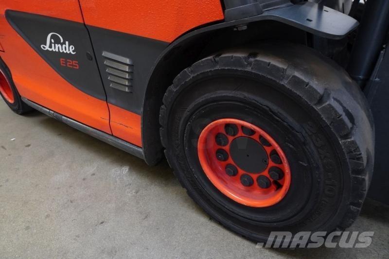 Linde E 25 387 Elektritõstukid