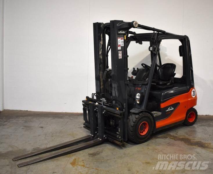 Linde E 30 387 Kahveltõstukid - muud