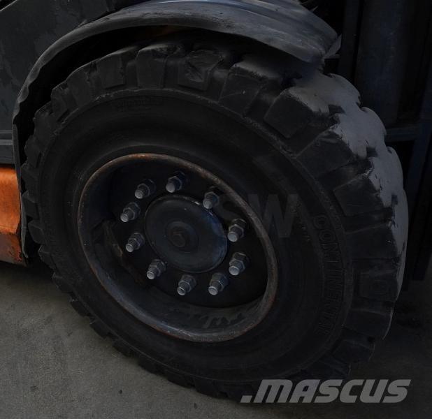 Still R60-40 Elektritõstukid