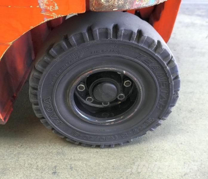 Toyota 8FBMT25 Elektritõstukid