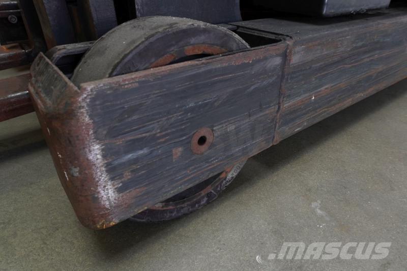 Toyota RRE1/15 Lükandmastiga tõstukid