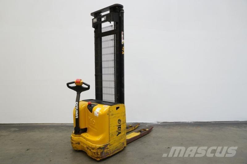 Yale MS12AC Platvormiga virnastajad