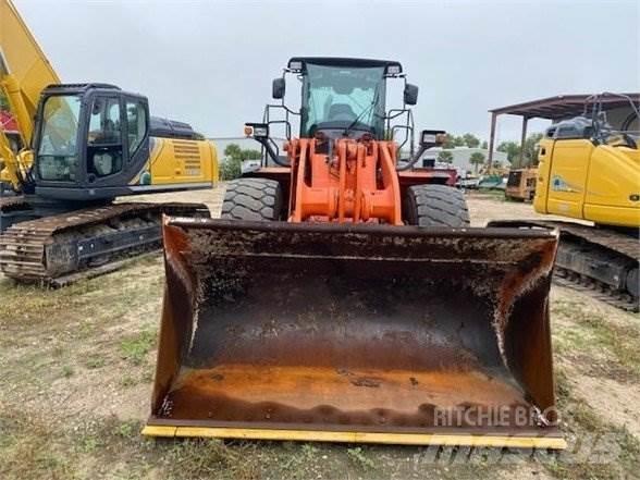 Hitachi ZW250-6 Rataslaadurid