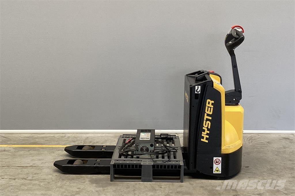 Hyster P1.8 Järelkäidavad virnastajad