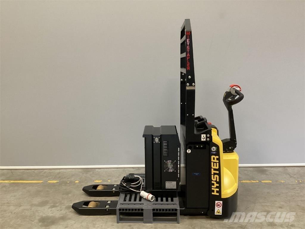 Hyster P2.0 Järelkäidavad virnastajad