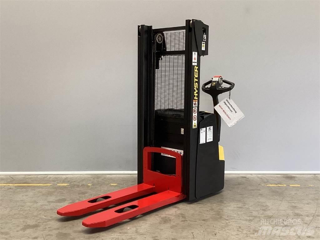 Hyster S1.0 Järelkäidavad virnastajad