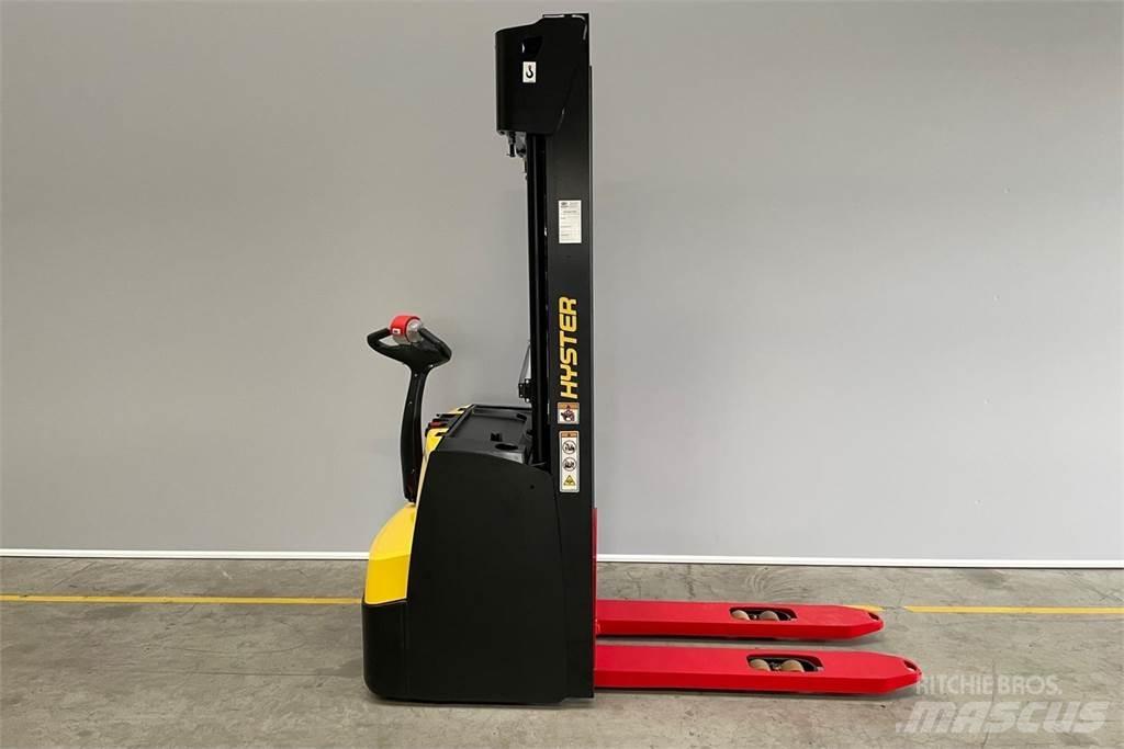 Hyster S1.6 Järelkäidavad virnastajad