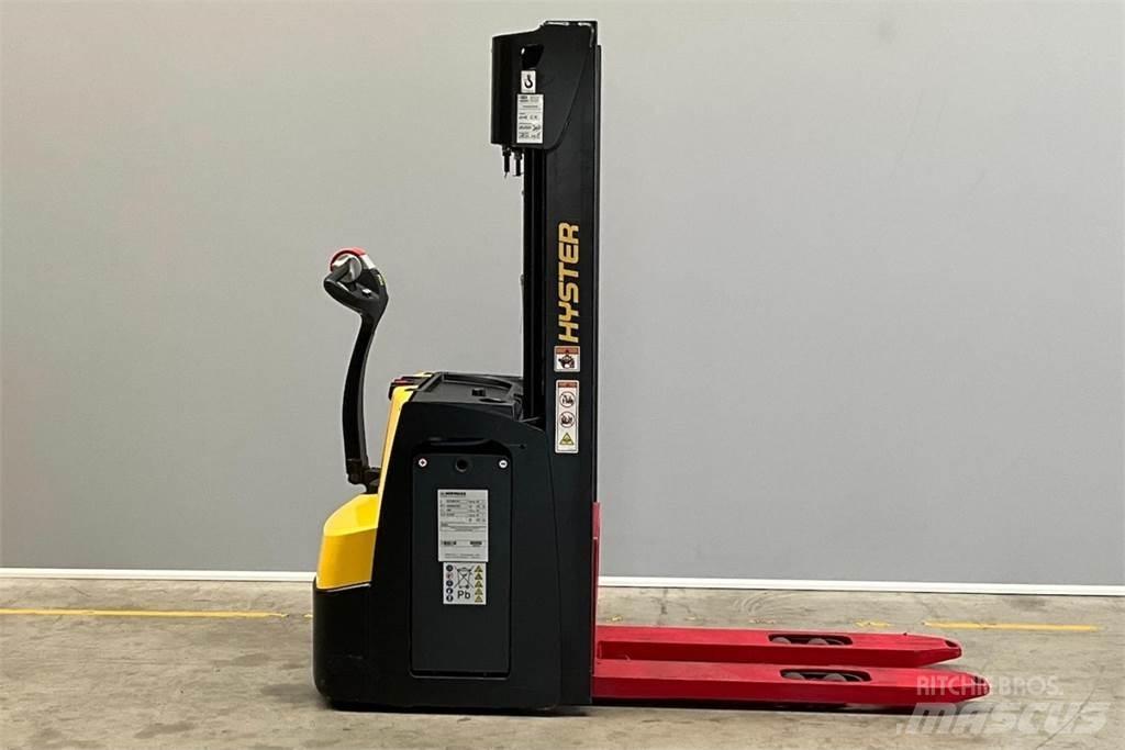 Hyster S1.6 Järelkäidavad virnastajad