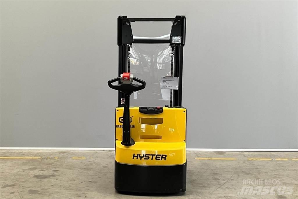 Hyster S1.6 Järelkäidavad virnastajad