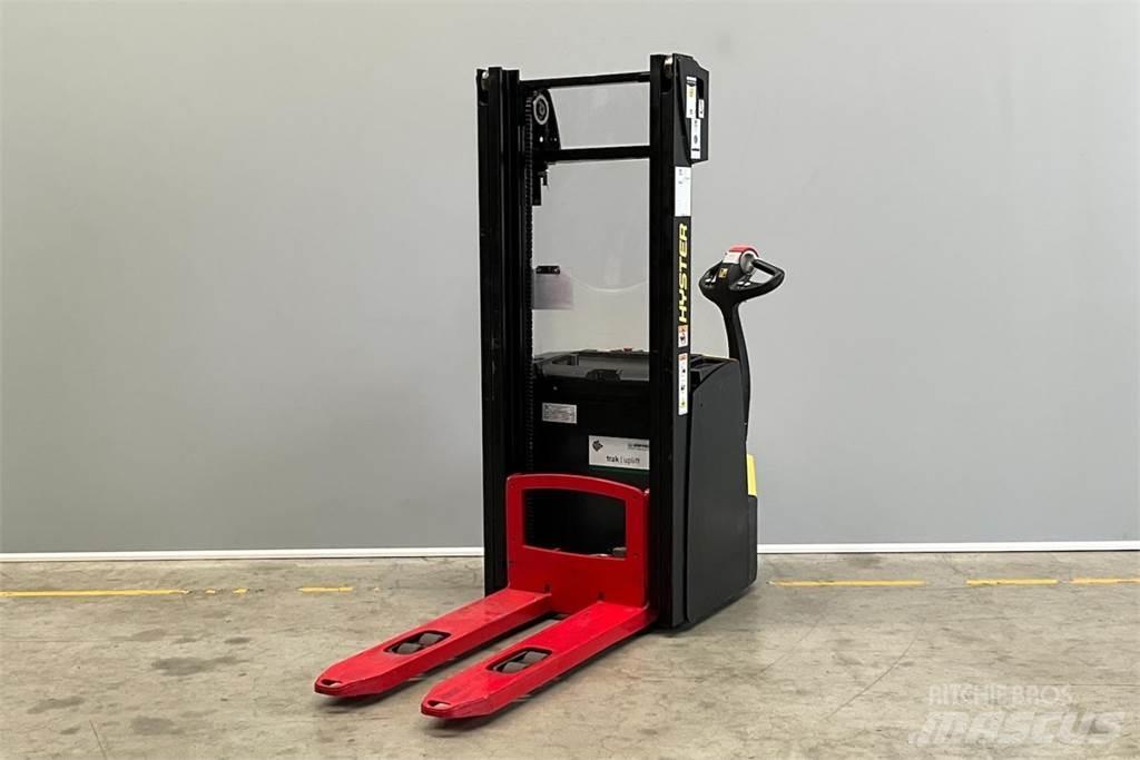 Hyster S1.6 Järelkäidavad virnastajad