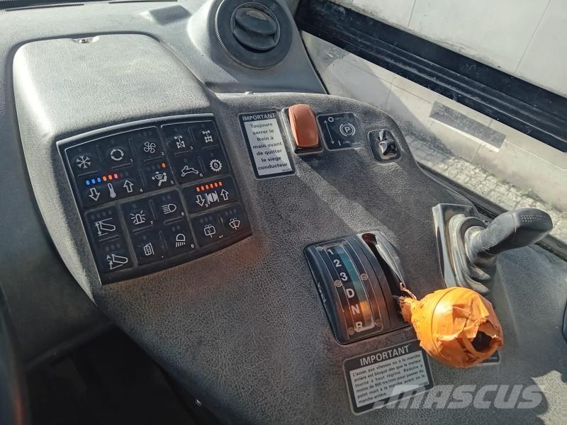 Bell B30D Liigendraamiga pinnaseveokid