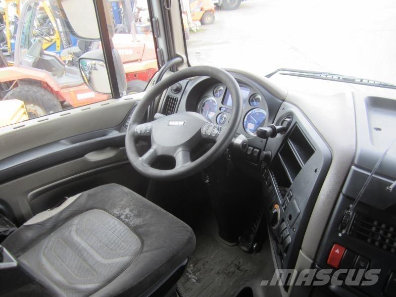 DAF XF105 460 Sadulveokid