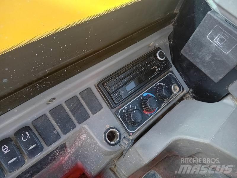 JCB 100 C-1 Roomikekskavaatorid