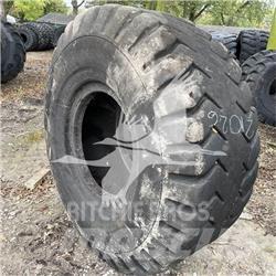 BKT 14.00X24 Rehvid, rattad ja veljed