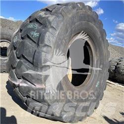 BKT 35/65R33 Rehvid, rattad ja veljed