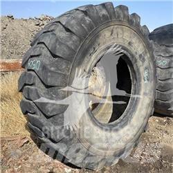 Ceat 20.5X25 Rehvid, rattad ja veljed