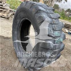 Titan 17.5x25 Rehvid, rattad ja veljed