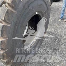 Titan 20.5R25 Rehvid, rattad ja veljed