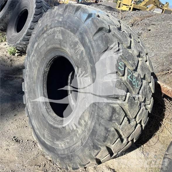 Titan 23.5R25 Rehvid, rattad ja veljed
