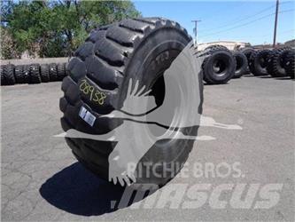 Titan 26.5R25 Rehvid, rattad ja veljed