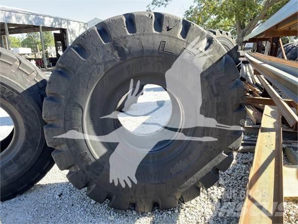 Titan 29.5x25 Rehvid, rattad ja veljed