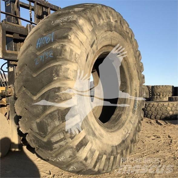 Toyo 29.5X35 Rehvid, rattad ja veljed