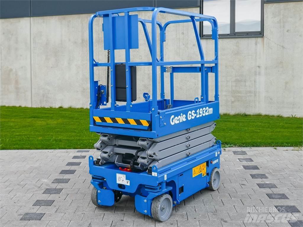 Genie GS 1932 Käärtõstukid