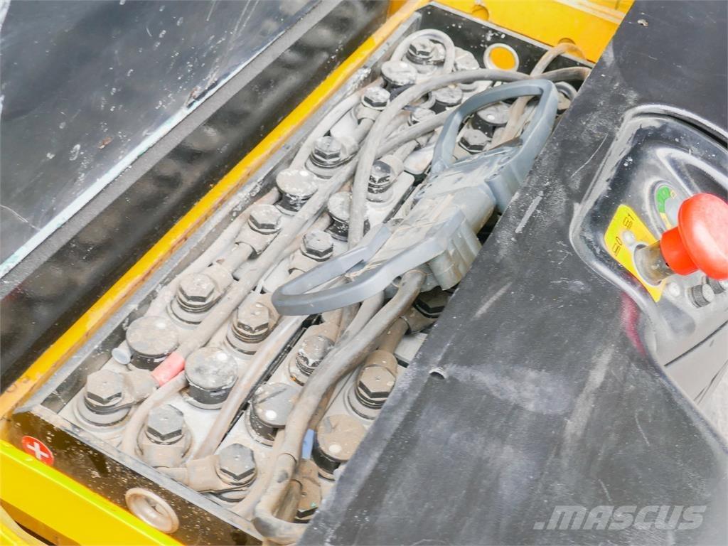 Hyster S 1.4-40 Järelkäidavad virnastajad