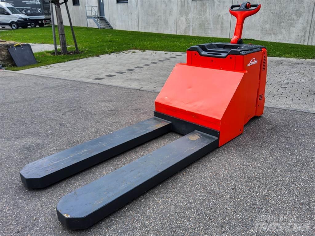 Linde T 30 Järelkäidavad virnastajad