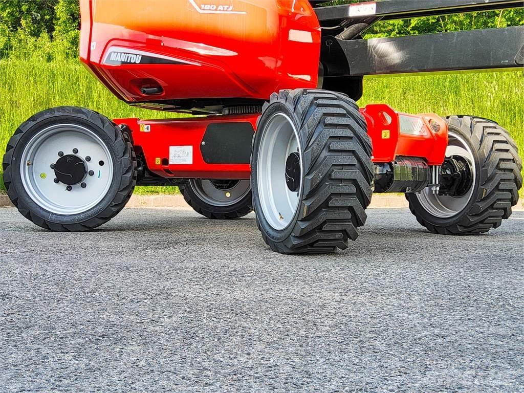 Manitou 180 ATJ Iseliikuvad poomtõstukid