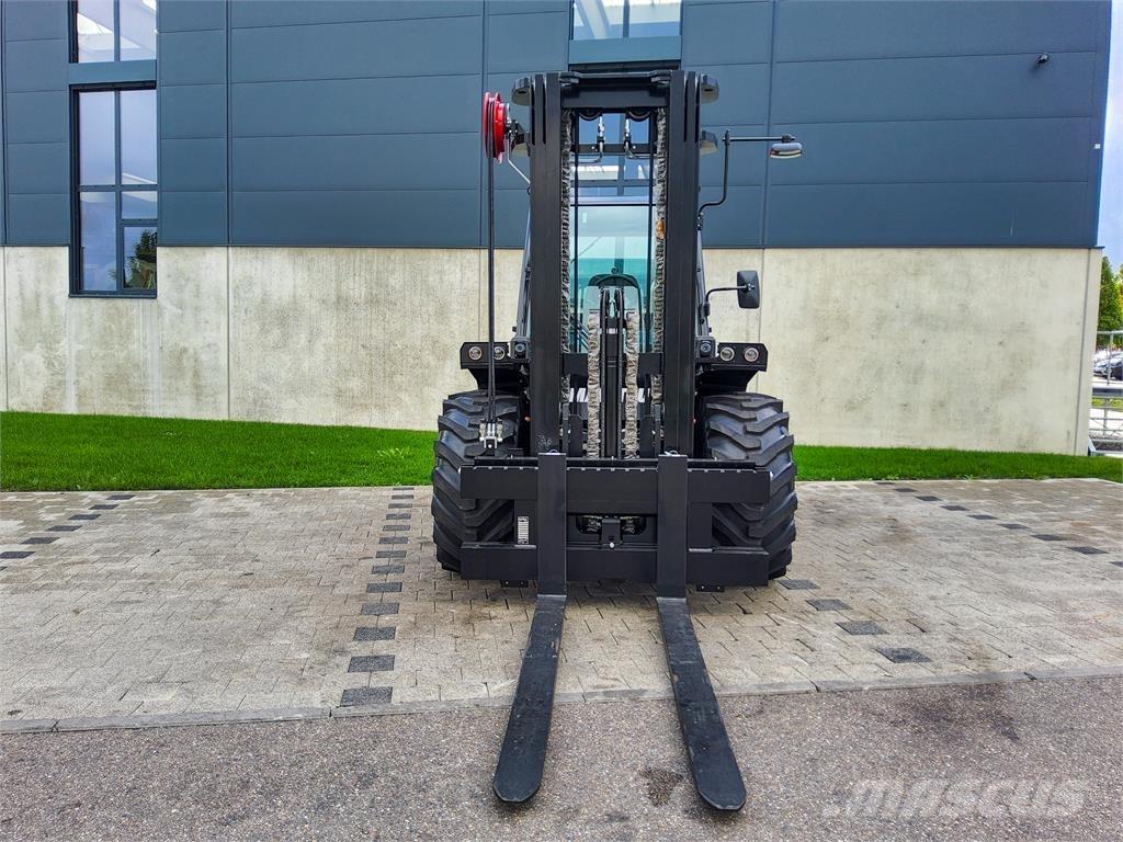 Manitou M 50-4 Maastikutõstukid