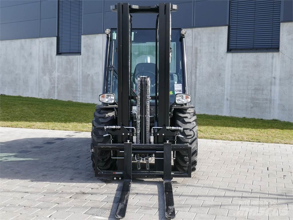 Manitou MC 25-4 Maastikutõstukid