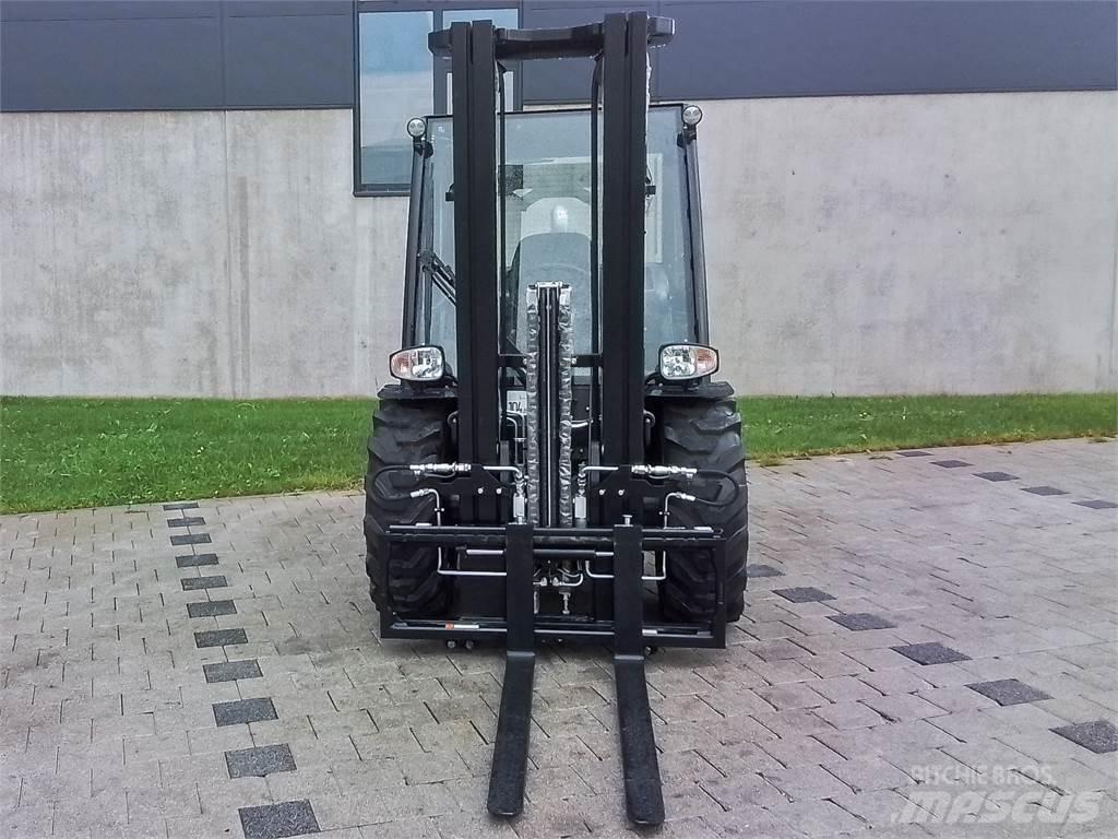 Manitou MC 25-4 Maastikutõstukid