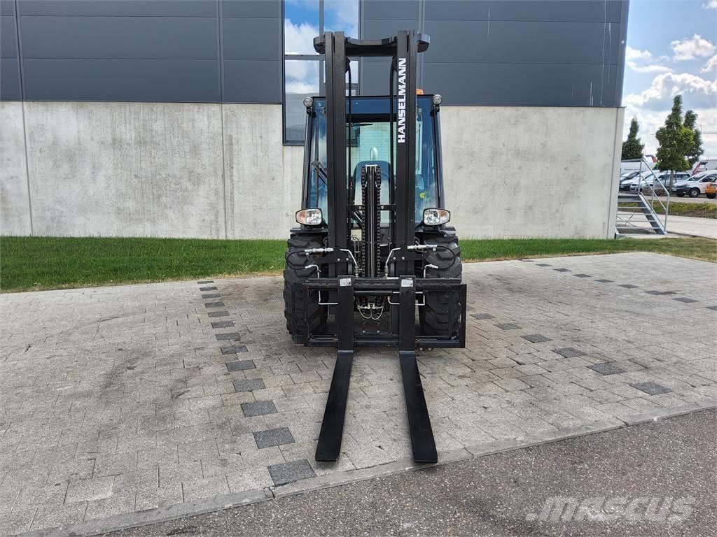 Manitou MC 30-4 Maastikutõstukid