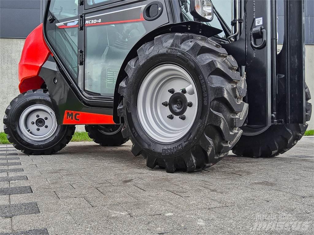 Manitou MC 30-4 Maastikutõstukid