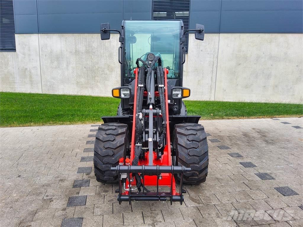 Manitou MLA 3-25H Miniekskavaatorid < 7 t