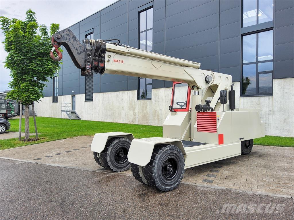  Mulinari M150 Teleskooplaadurid