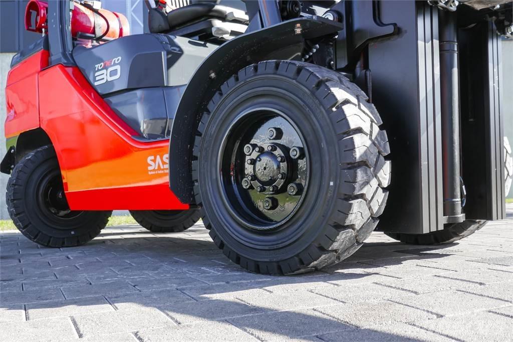 Toyota 02-8FGF30 Gaasitõstukid