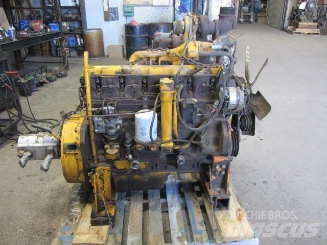 John Deere 6404T Mootorid