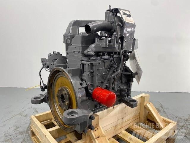Komatsu S4D95L Mootorid
