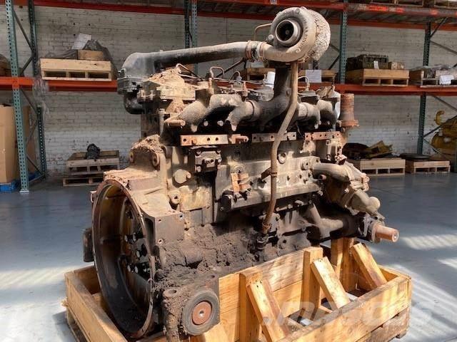 Komatsu SA6D125-2 Mootorid