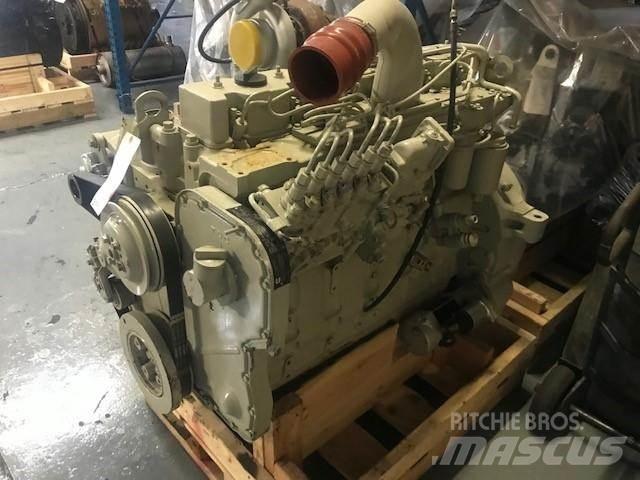 Komatsu SAA6D114-2 Mootorid