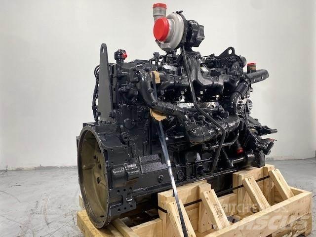 Komatsu SAA6D125E-5 Mootorid