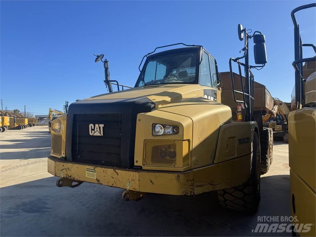 CAT 745 Liigendraamiga pinnaseveokid