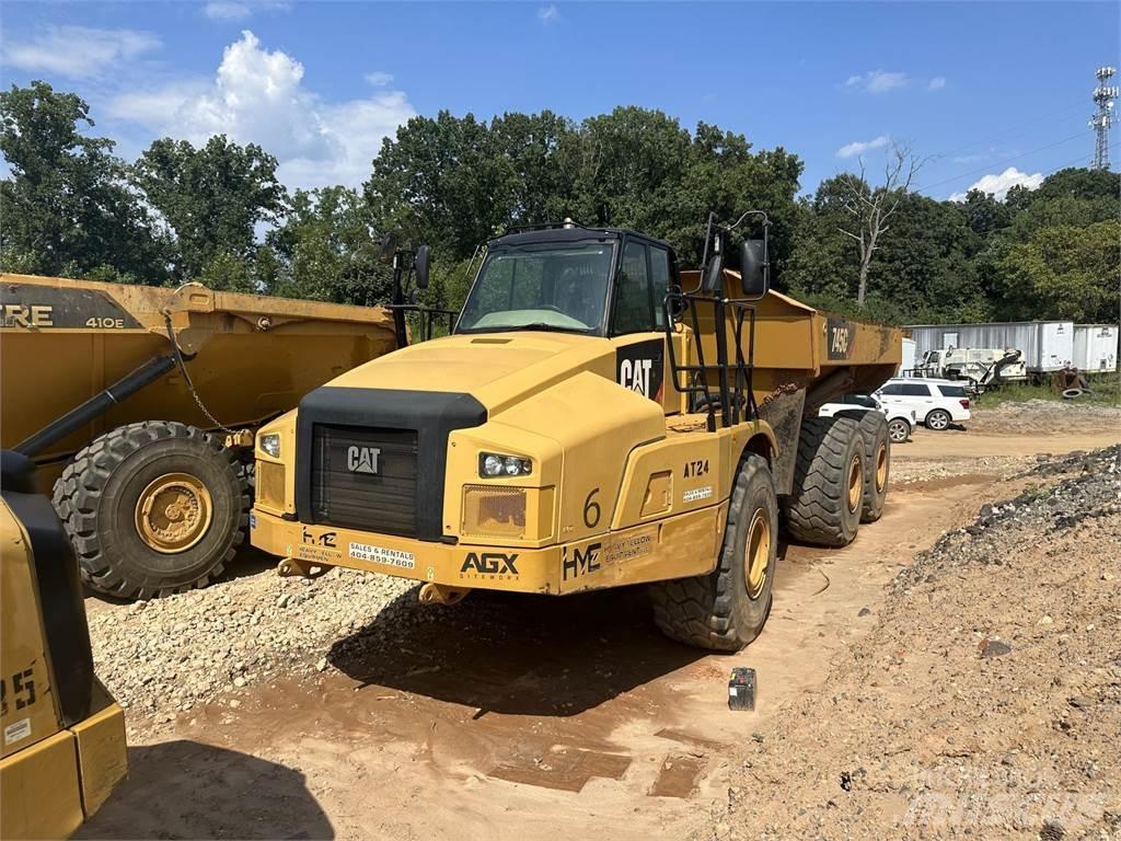 CAT 745C Liigendraamiga pinnaseveokid