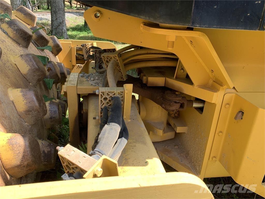 CAT CS-44 Muu