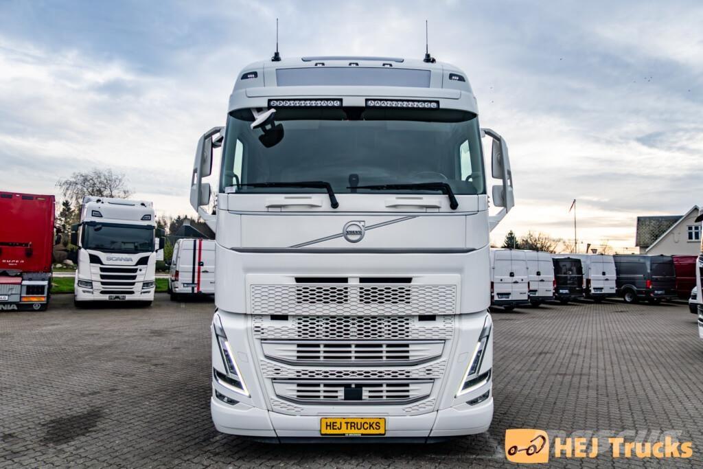 Volvo FH 500 6x2 Sadulveokid