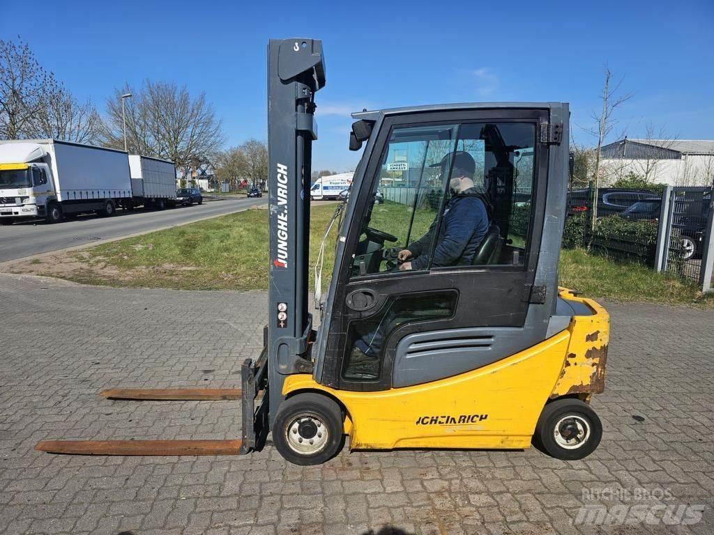 Jungheinrich EFG320 Elektritõstukid
