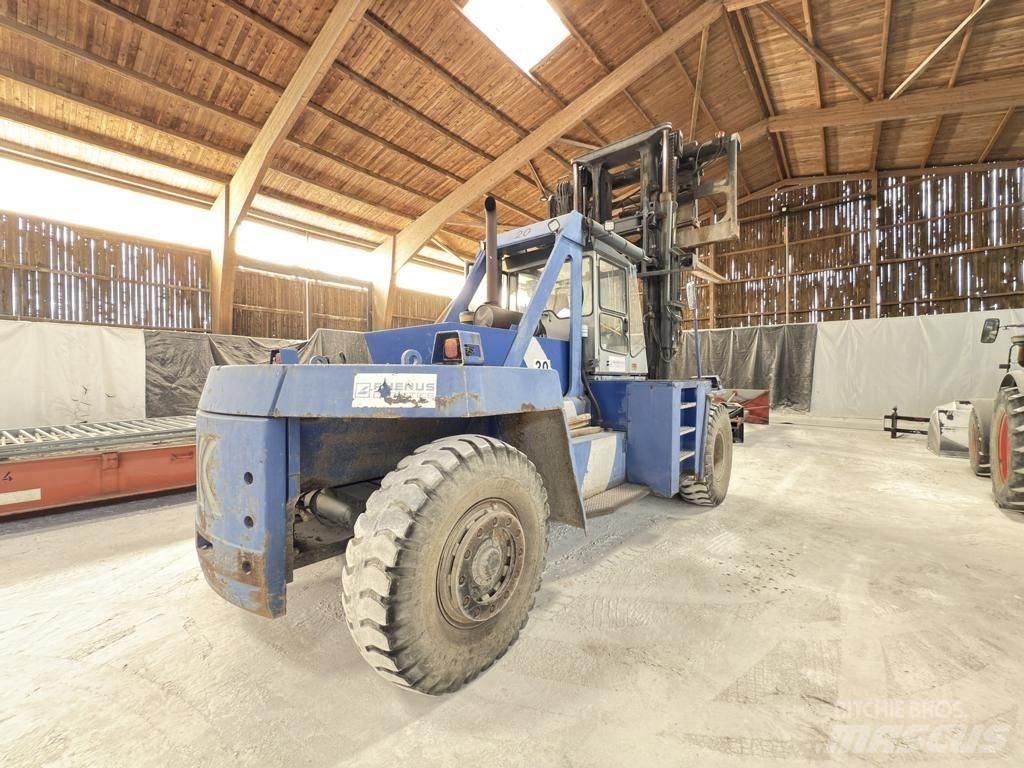 Kalmar DCD28-1200LB Diiseltõstukid